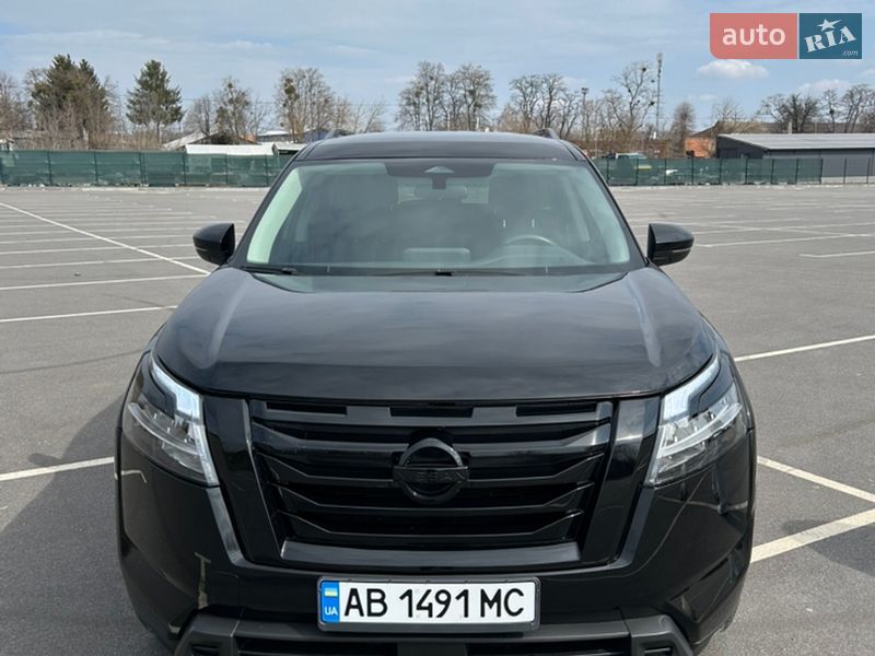 Nissan Pathfinder 2021