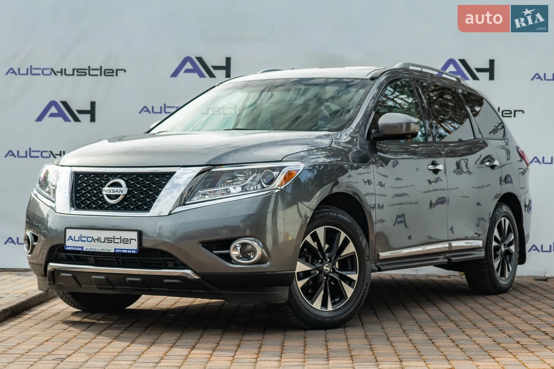 2015 Nissan Pathfinder - мініатюра 6