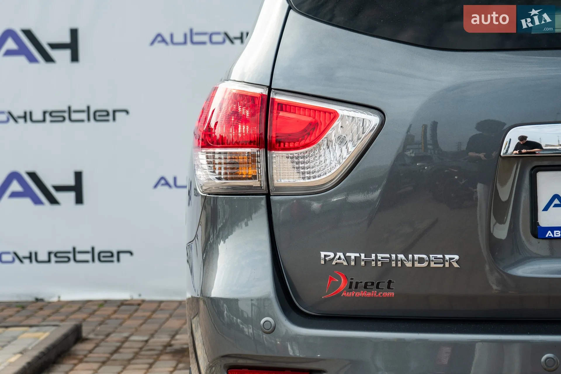 2015 Nissan Pathfinder - мініатюра 18