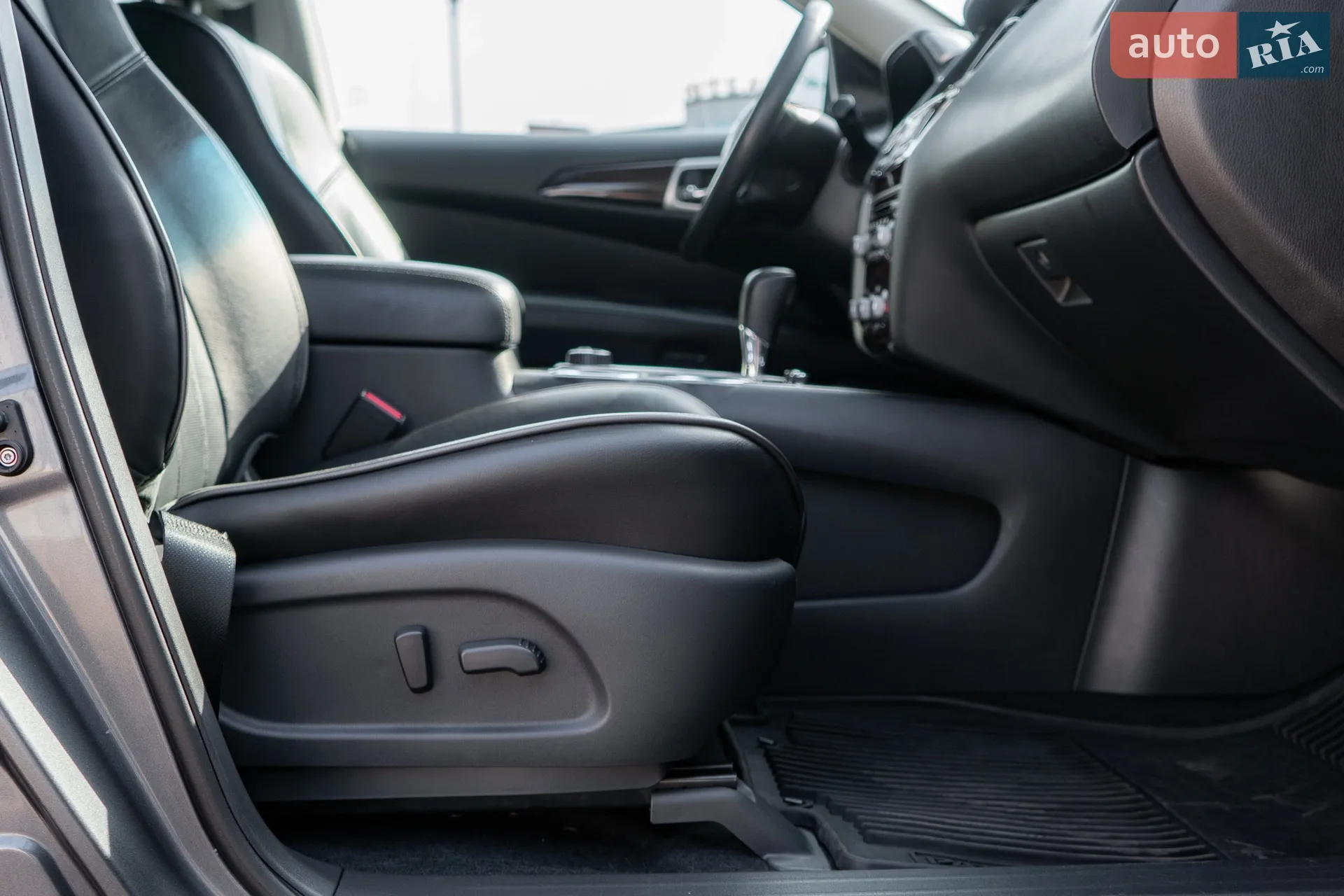 2015 Nissan Pathfinder - мініатюра 63