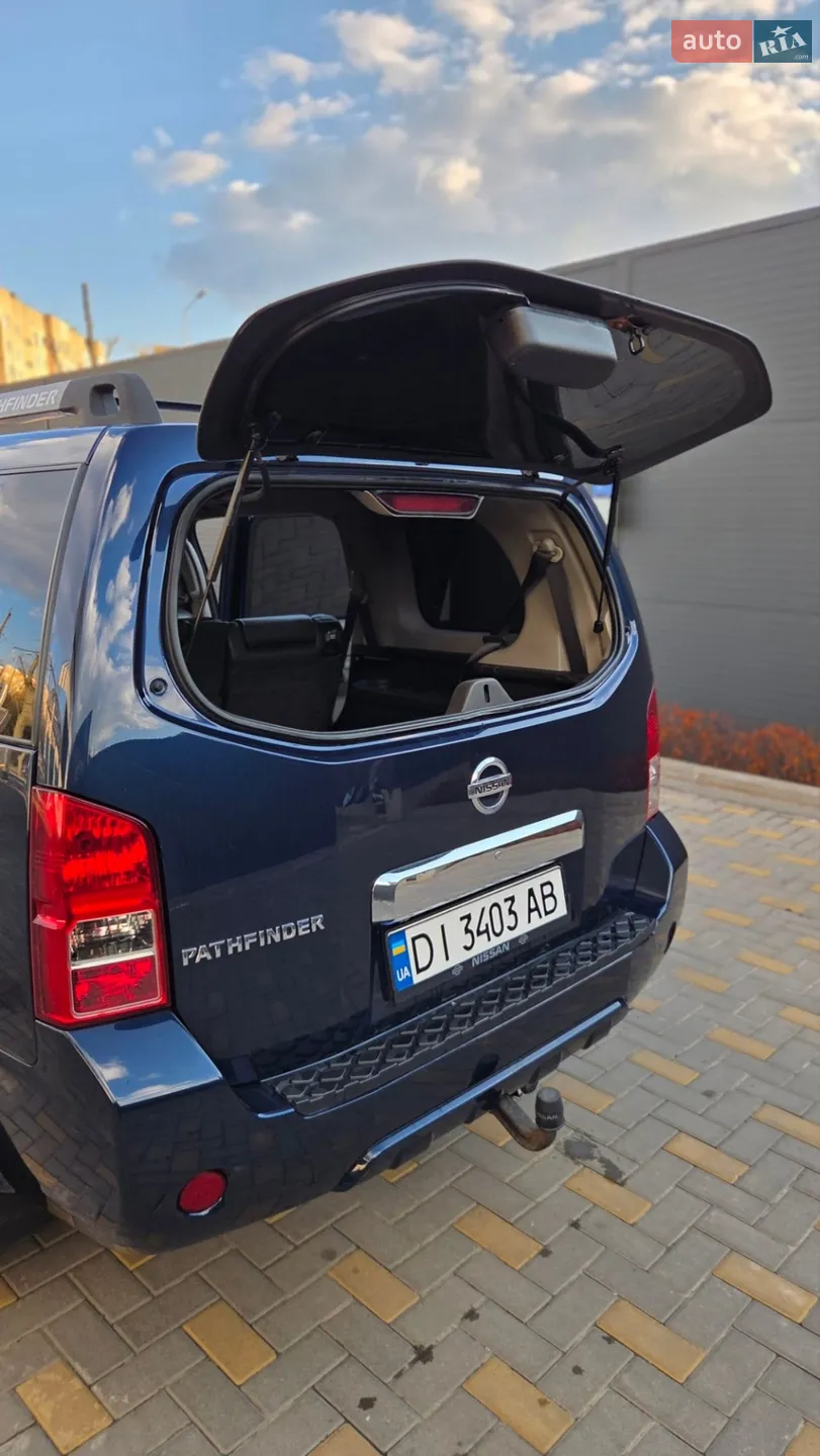 2011 Nissan Pathfinder - мініатюра 11