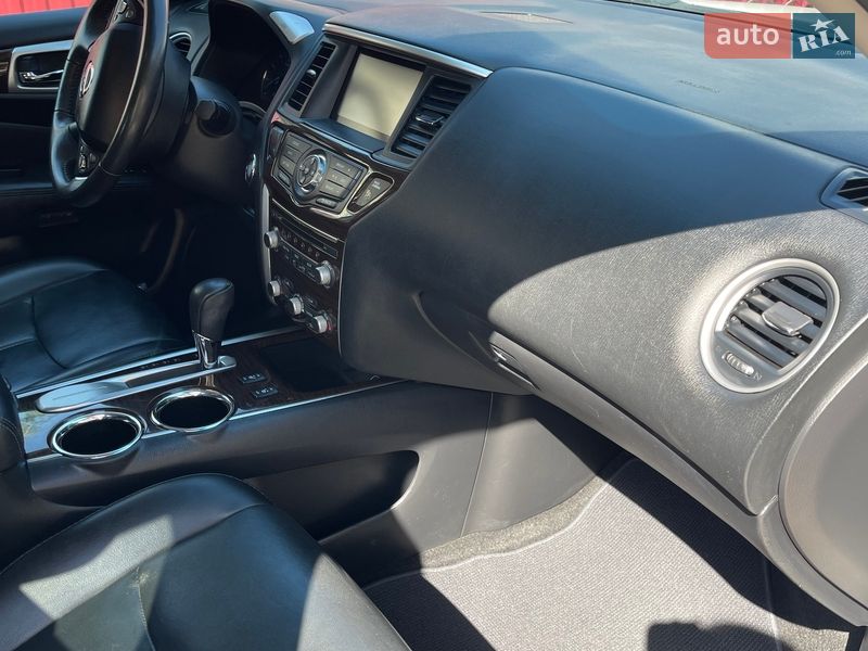 Внедорожник / Кроссовер Nissan Pathfinder 2016 в Тернополе фото 14 Внедорожник / Кроссовер Nissan Pathfinder 2016 в Тернополе