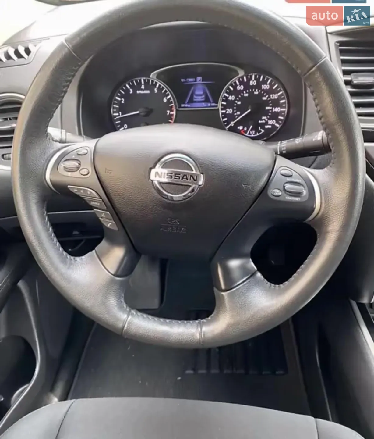 2017 Nissan Pathfinder - мініатюра 4