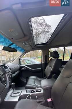 Внедорожник / Кроссовер Nissan Pathfinder 2005 в Килии