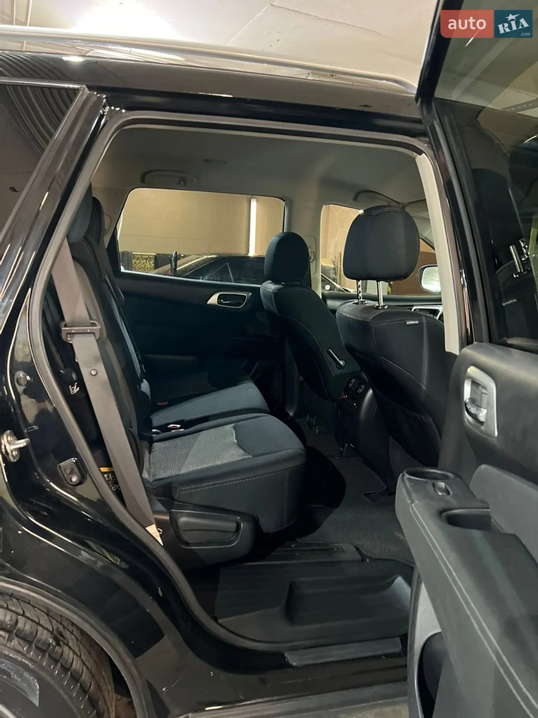 2017 Nissan Pathfinder - мініатюра 91