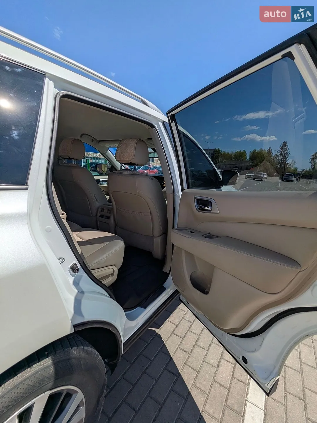 2017 Nissan Pathfinder - мініатюра 15
