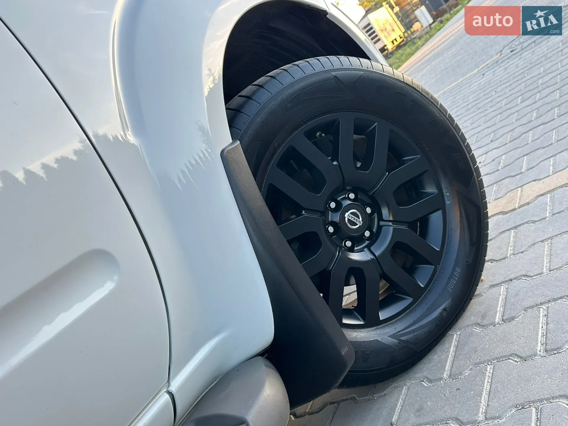 2010 Nissan Pathfinder - мініатюра 11