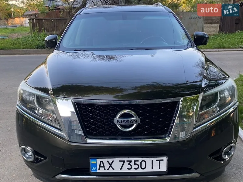 Nissan Pathfinder 2015