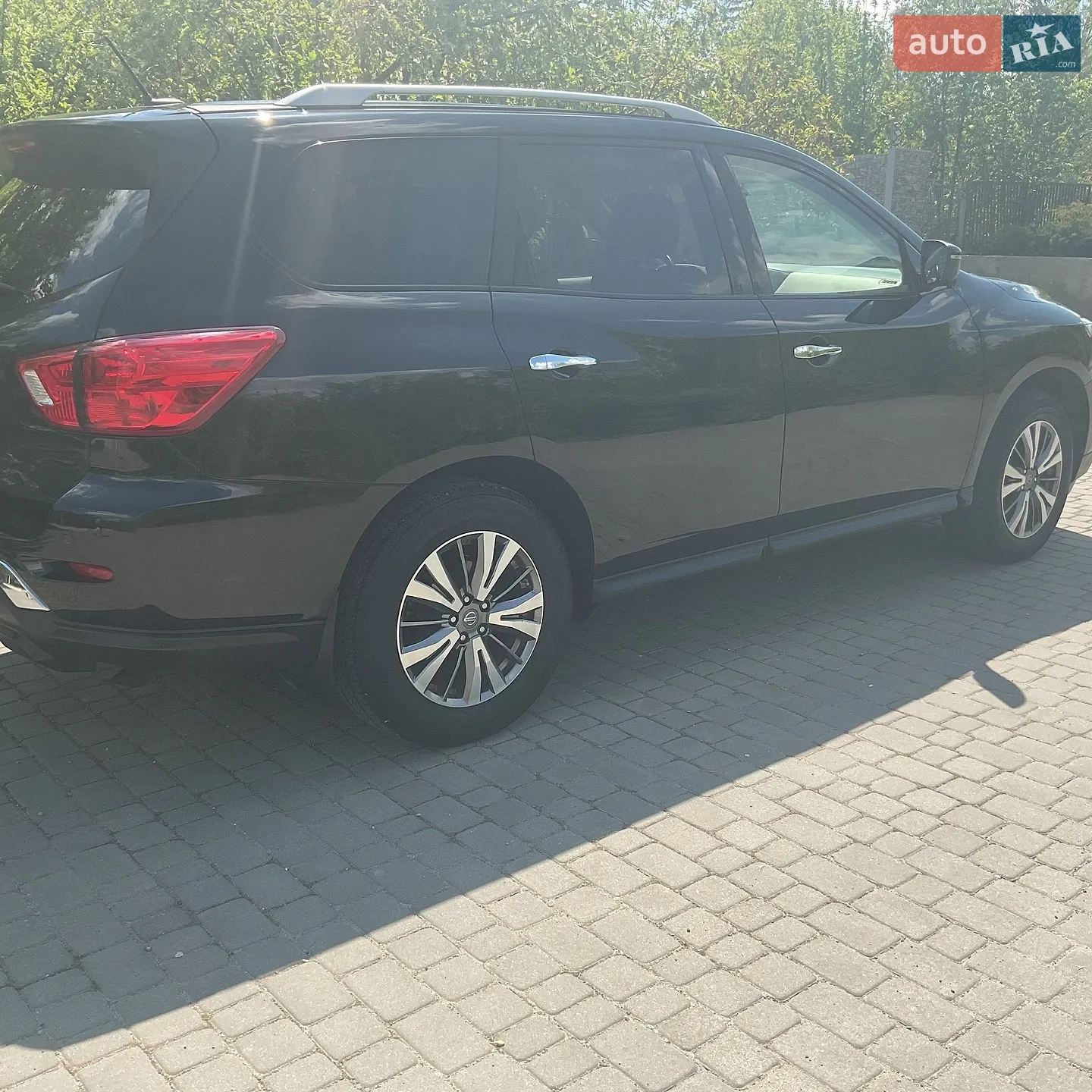 2018 Nissan Pathfinder - мініатюра 3