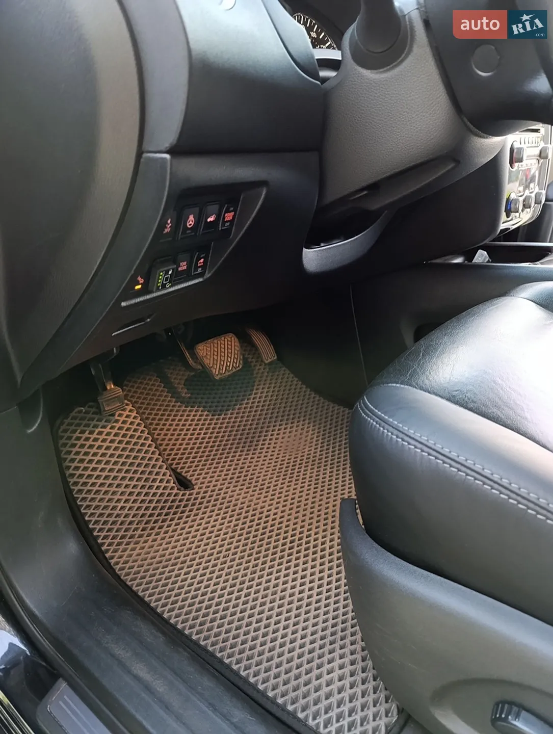 2016 Nissan Pathfinder - мініатюра 7