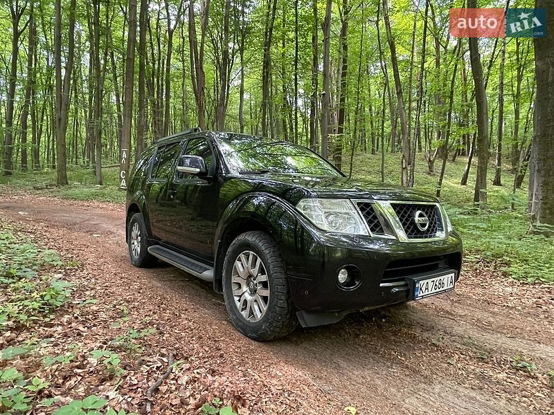 Nissan Pathfinder 2012