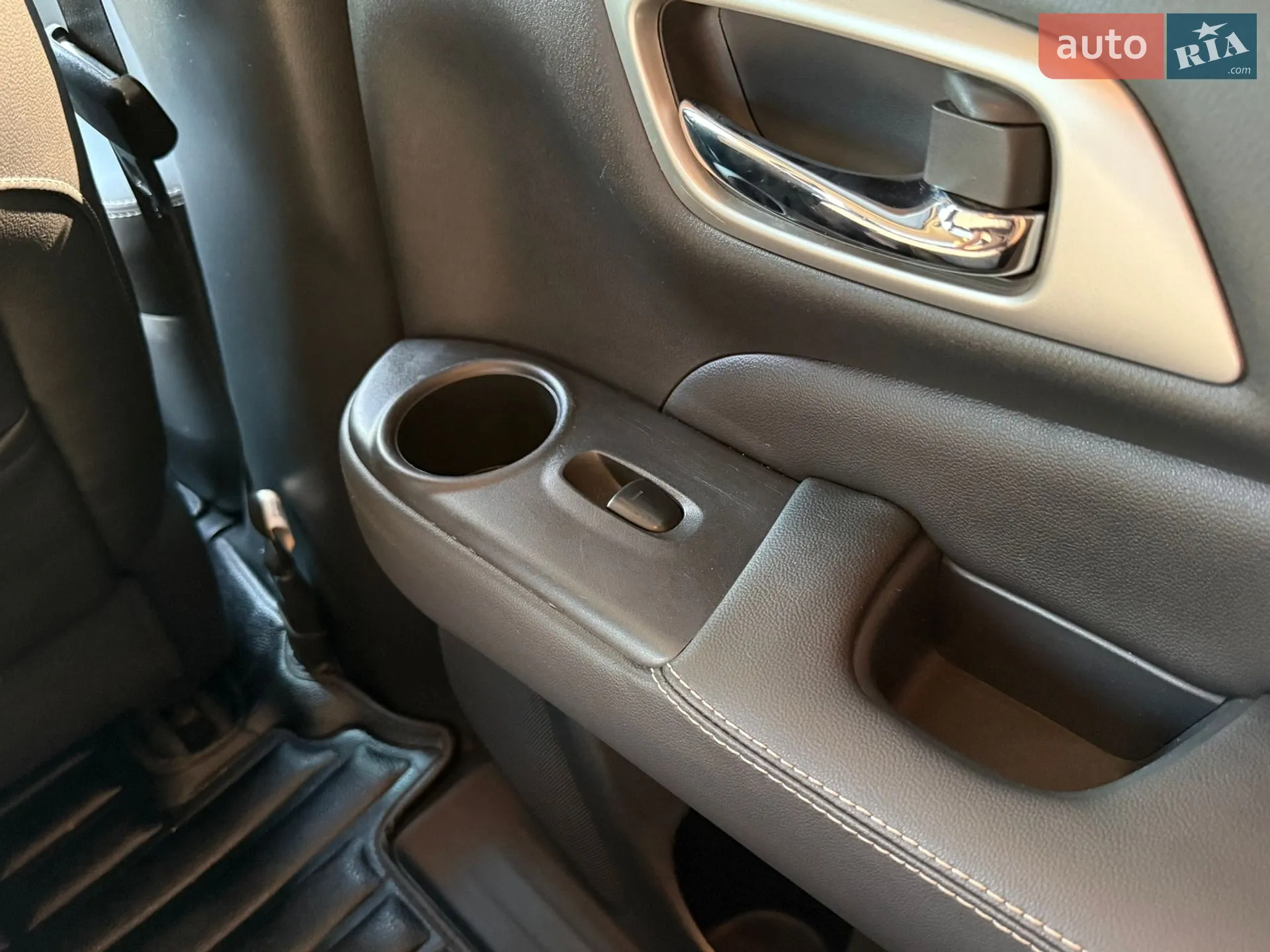 2014 Nissan Pathfinder - мініатюра 45