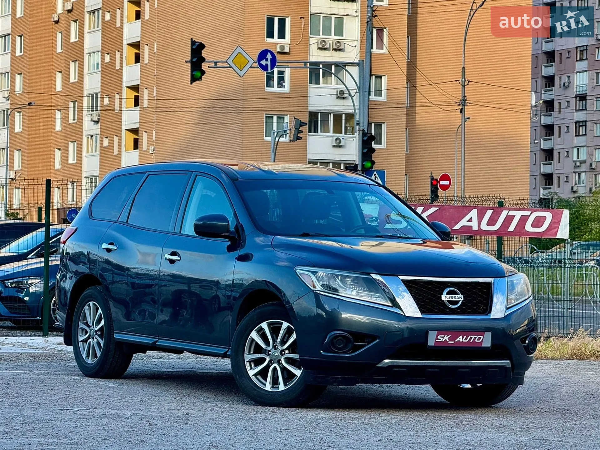 2014 Nissan Pathfinder - мініатюра 3