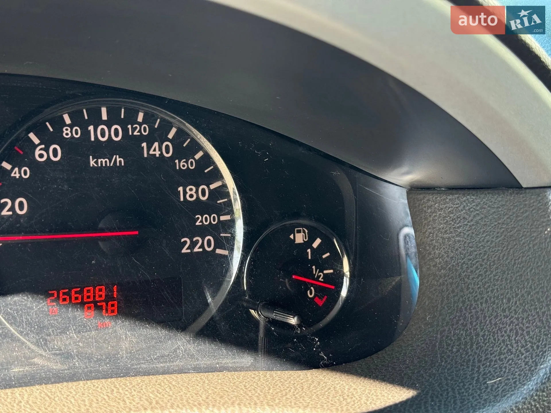 2011 Nissan Pathfinder - мініатюра 25