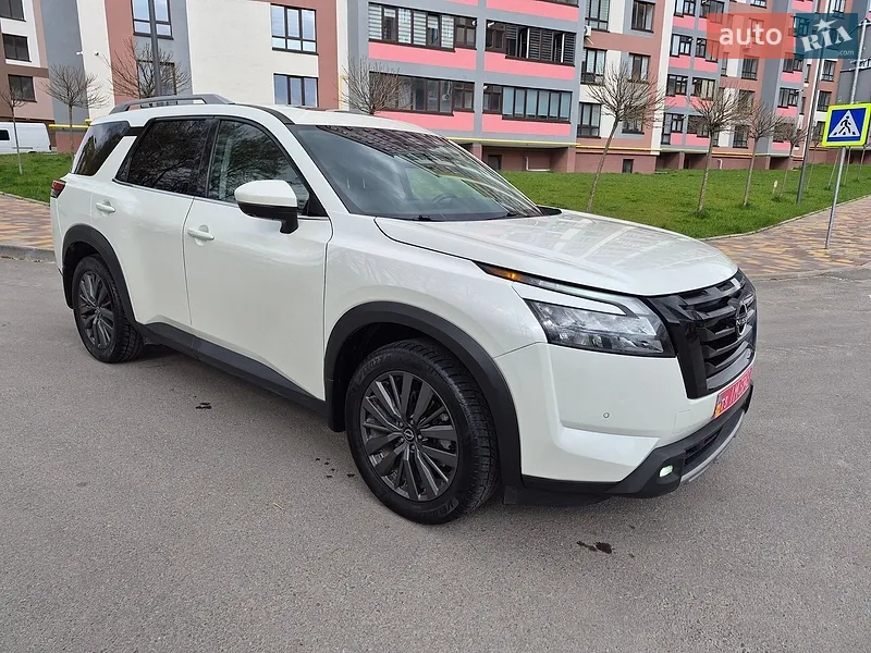 Nissan Pathfinder 2022