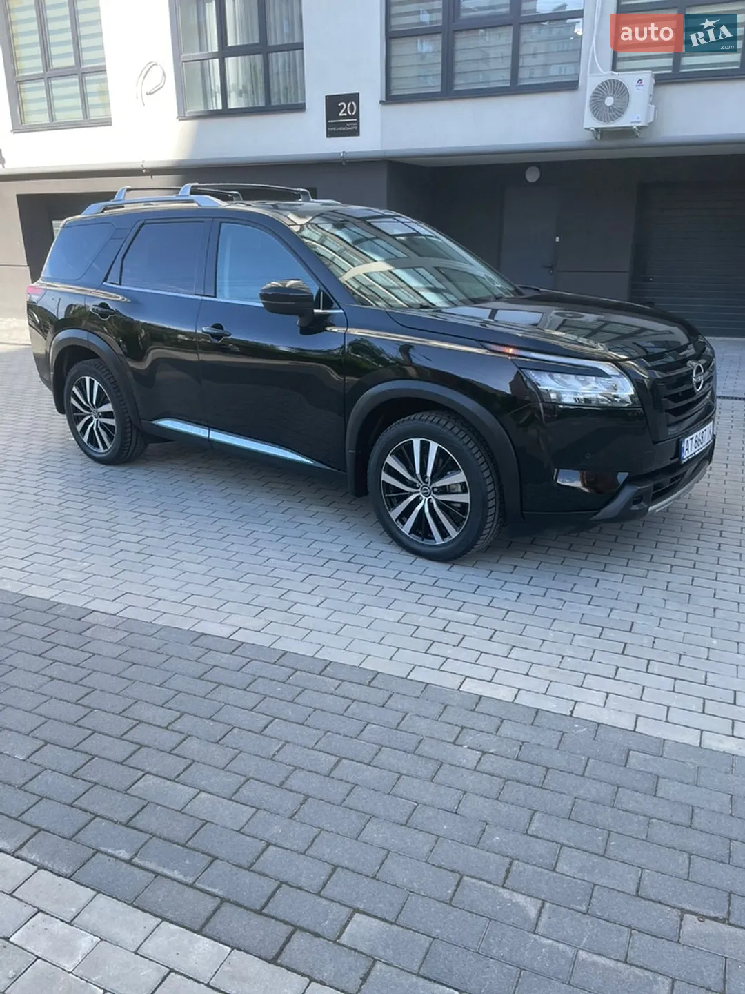 2023 Nissan Pathfinder - мініатюра 6