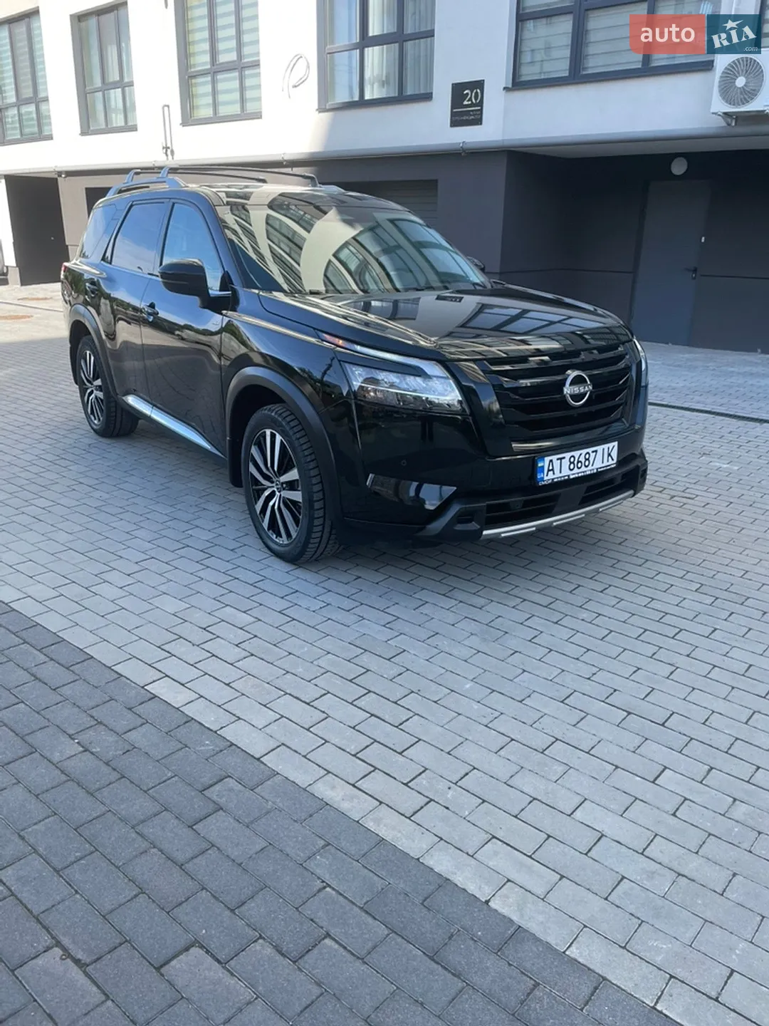 2023 Nissan Pathfinder - мініатюра 11