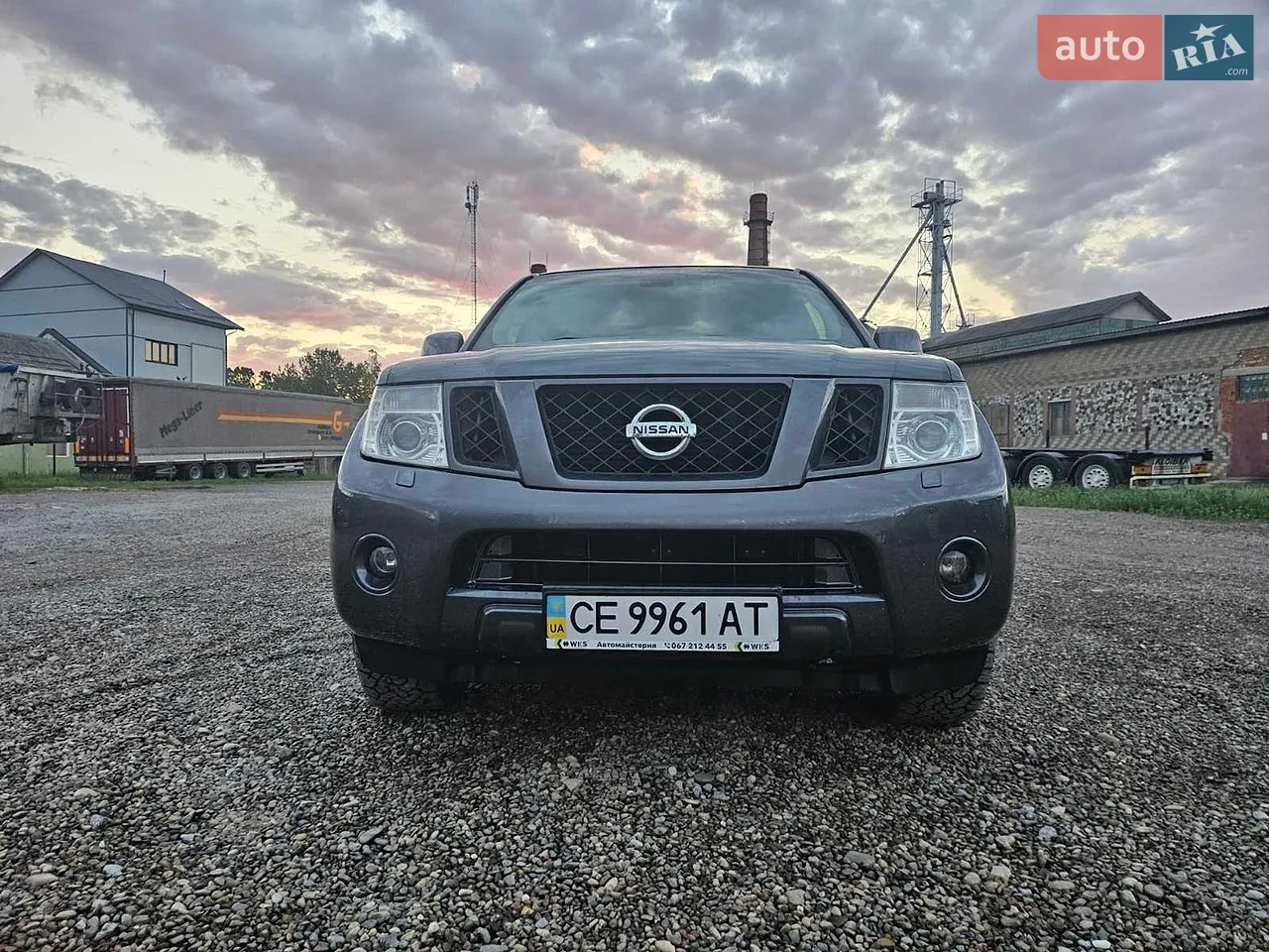 2011 Nissan Pathfinder - мініатюра 16