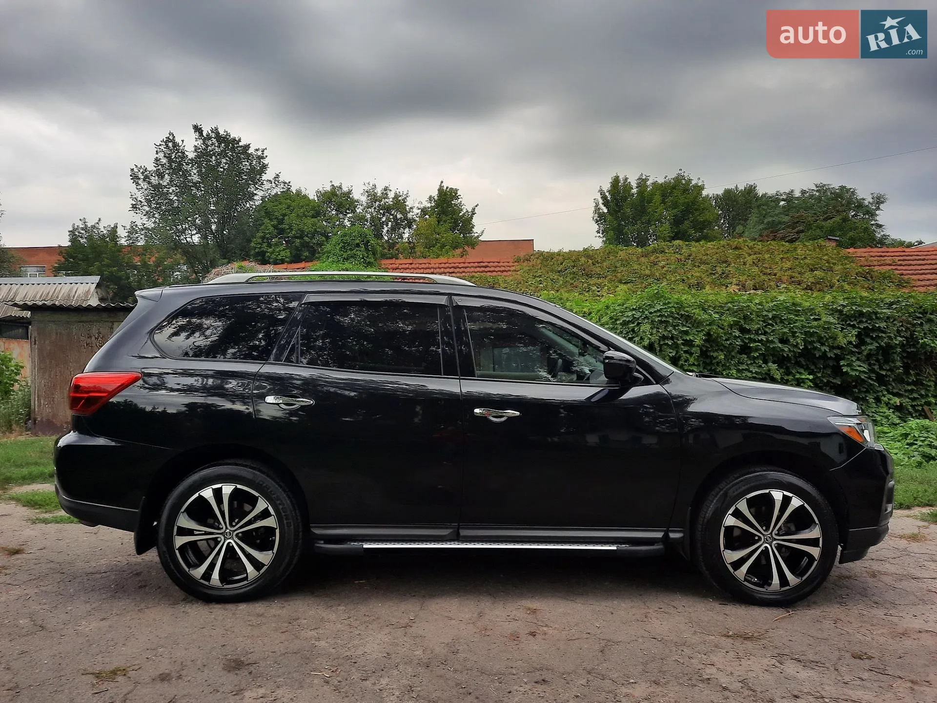 2016 Nissan Pathfinder - мініатюра 2