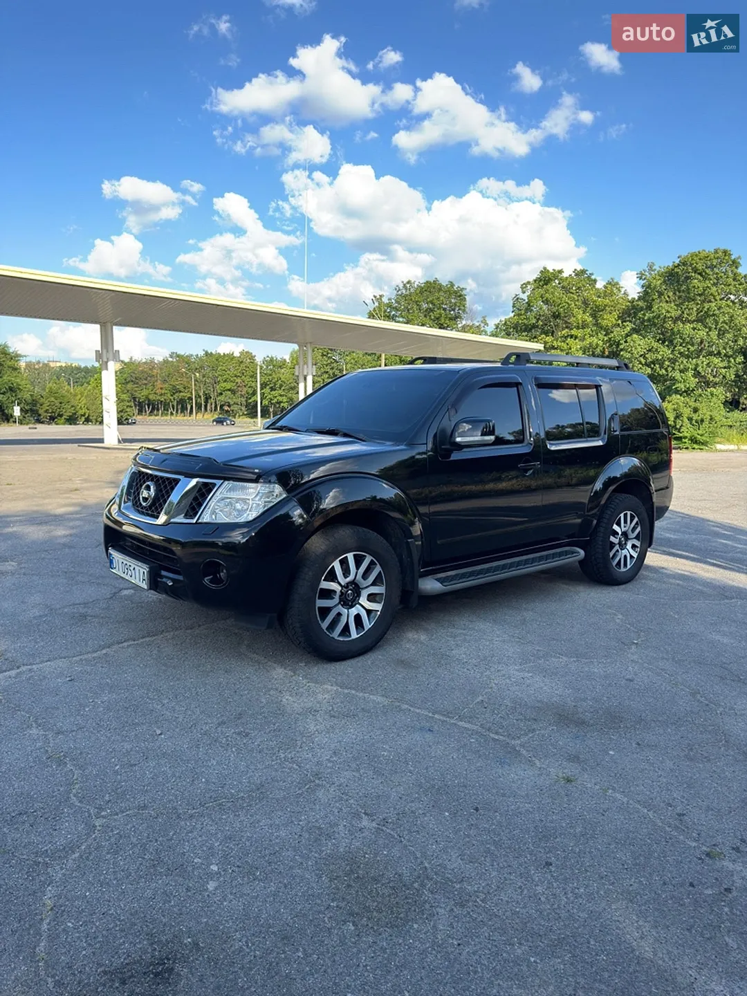 2010 Nissan Pathfinder - фото 1
