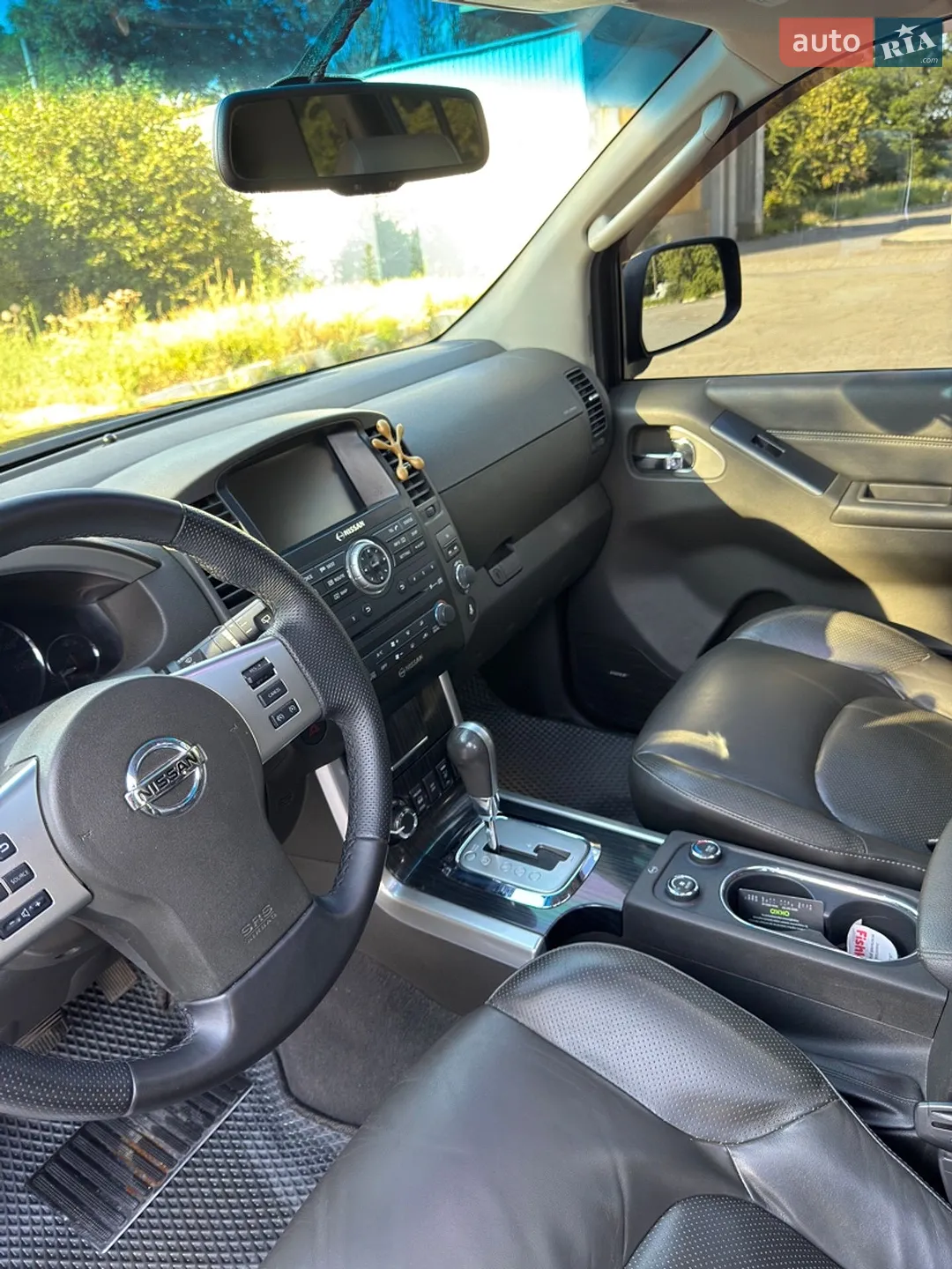 2010 Nissan Pathfinder - мініатюра 14
