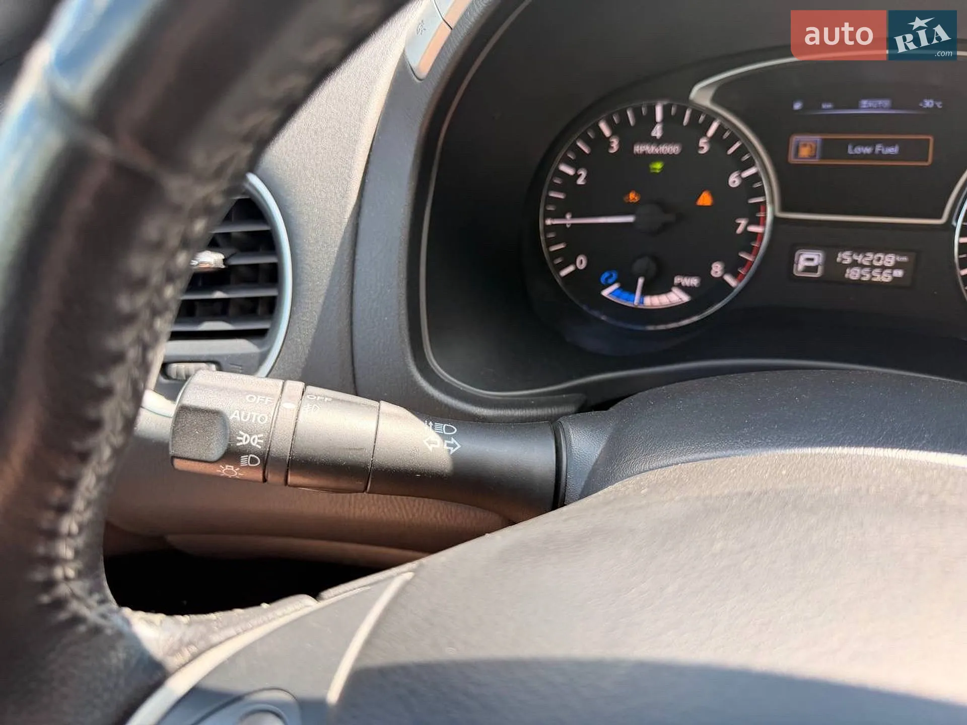 2013 Nissan Pathfinder - мініатюра 23