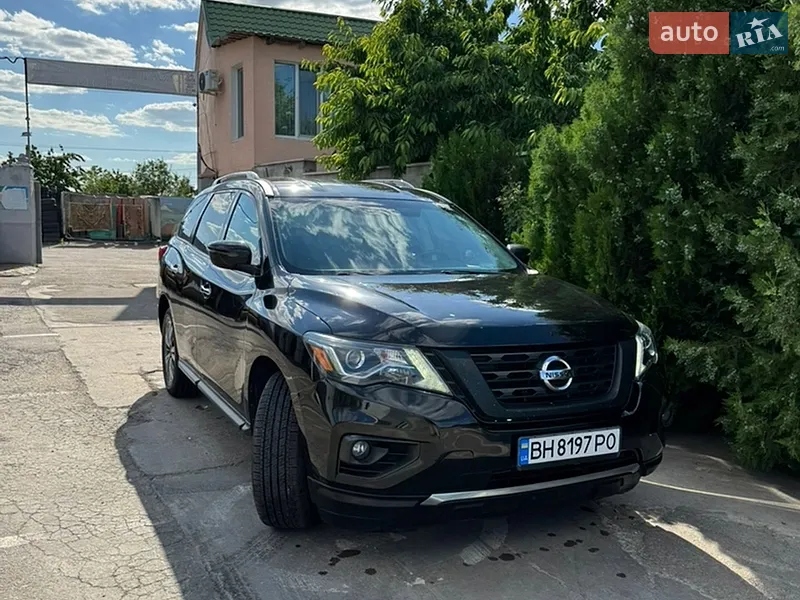 Nissan Pathfinder 2017