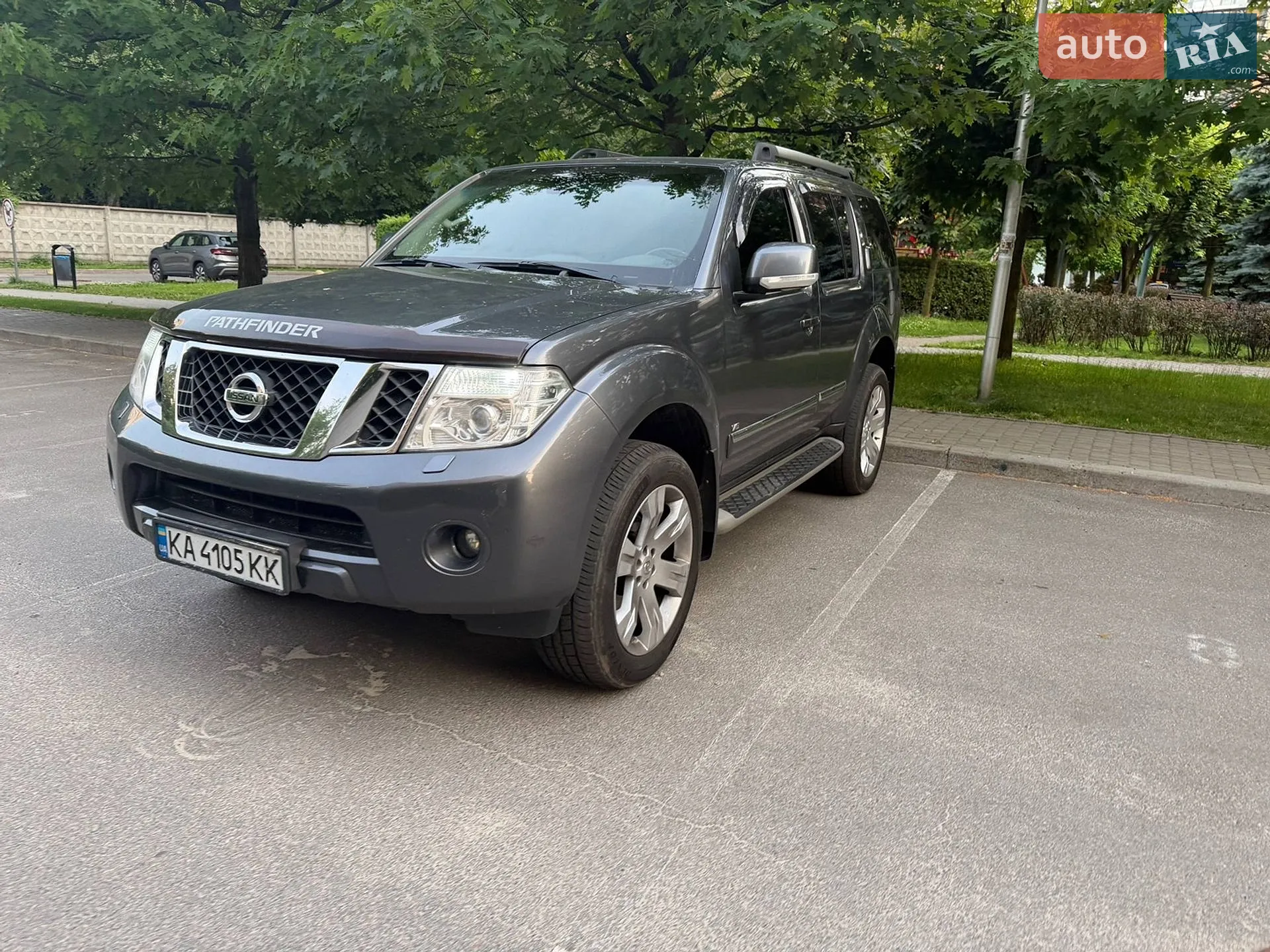 2011 Nissan Pathfinder - мініатюра 2