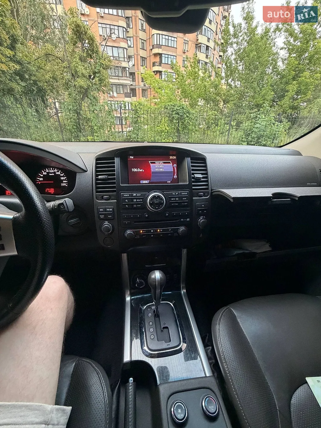 2011 Nissan Pathfinder - мініатюра 17