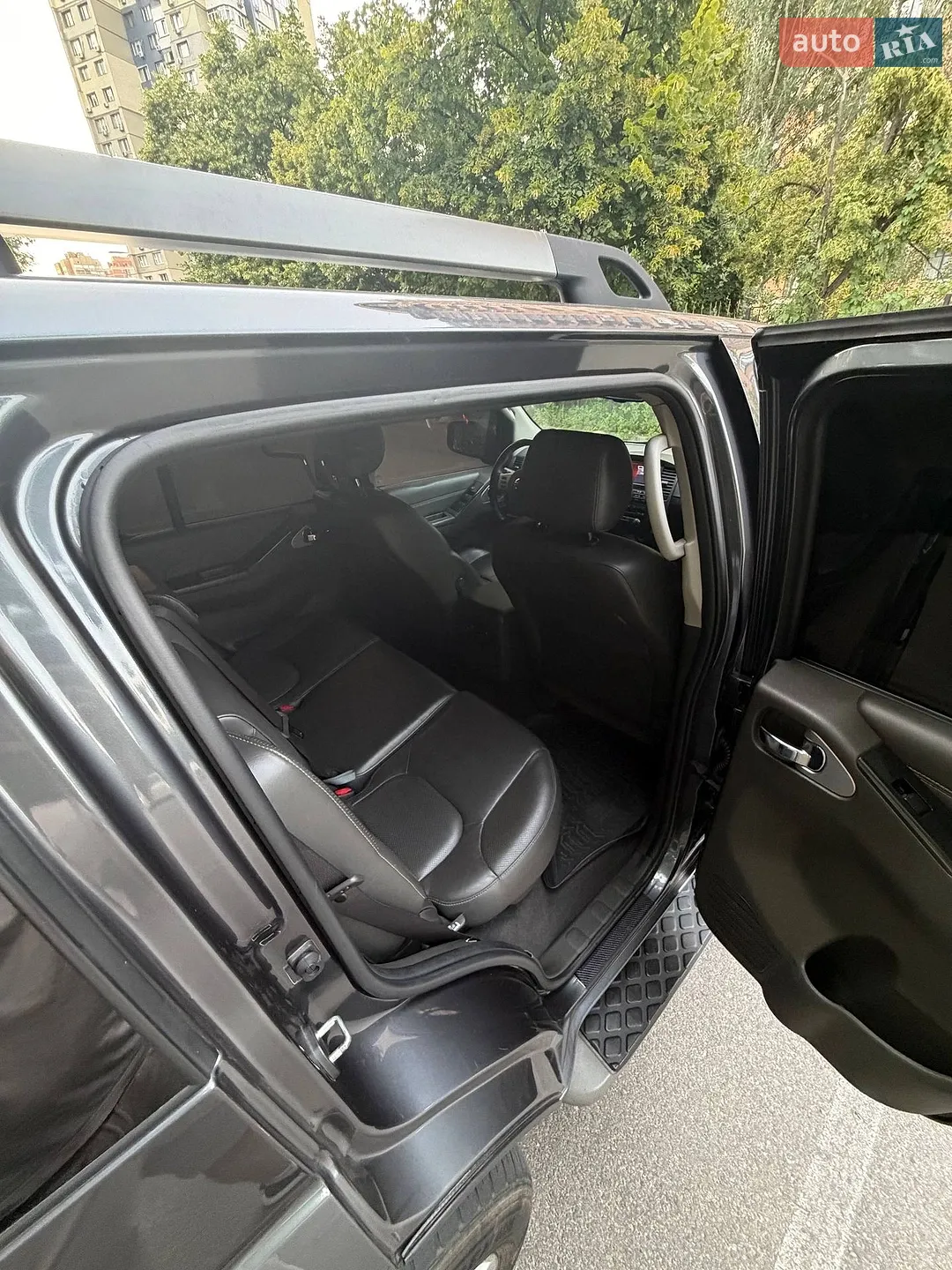 2011 Nissan Pathfinder - мініатюра 20
