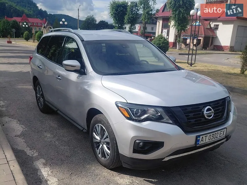 Nissan Pathfinder 2020