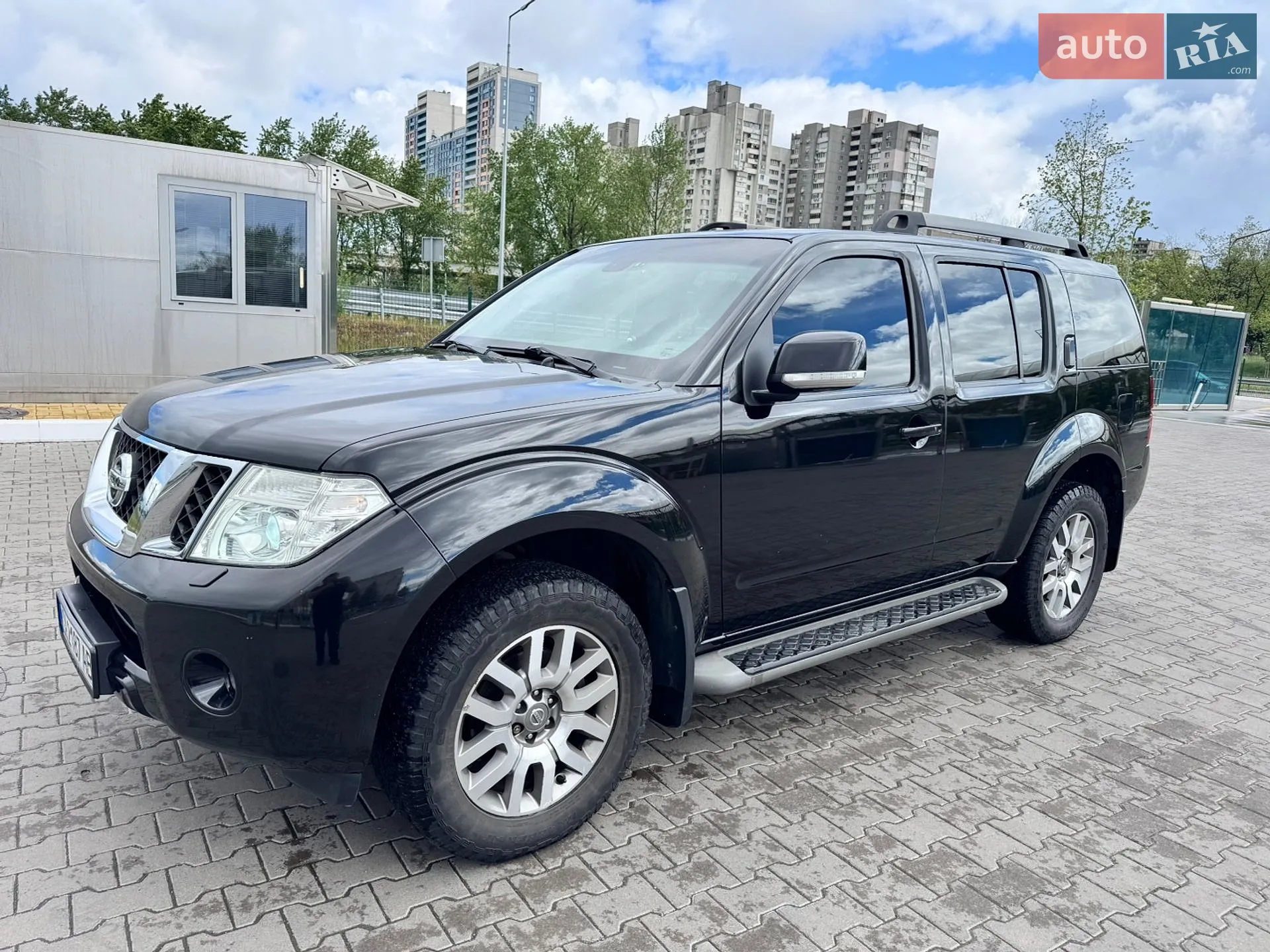 2013 Nissan Pathfinder - фото 1