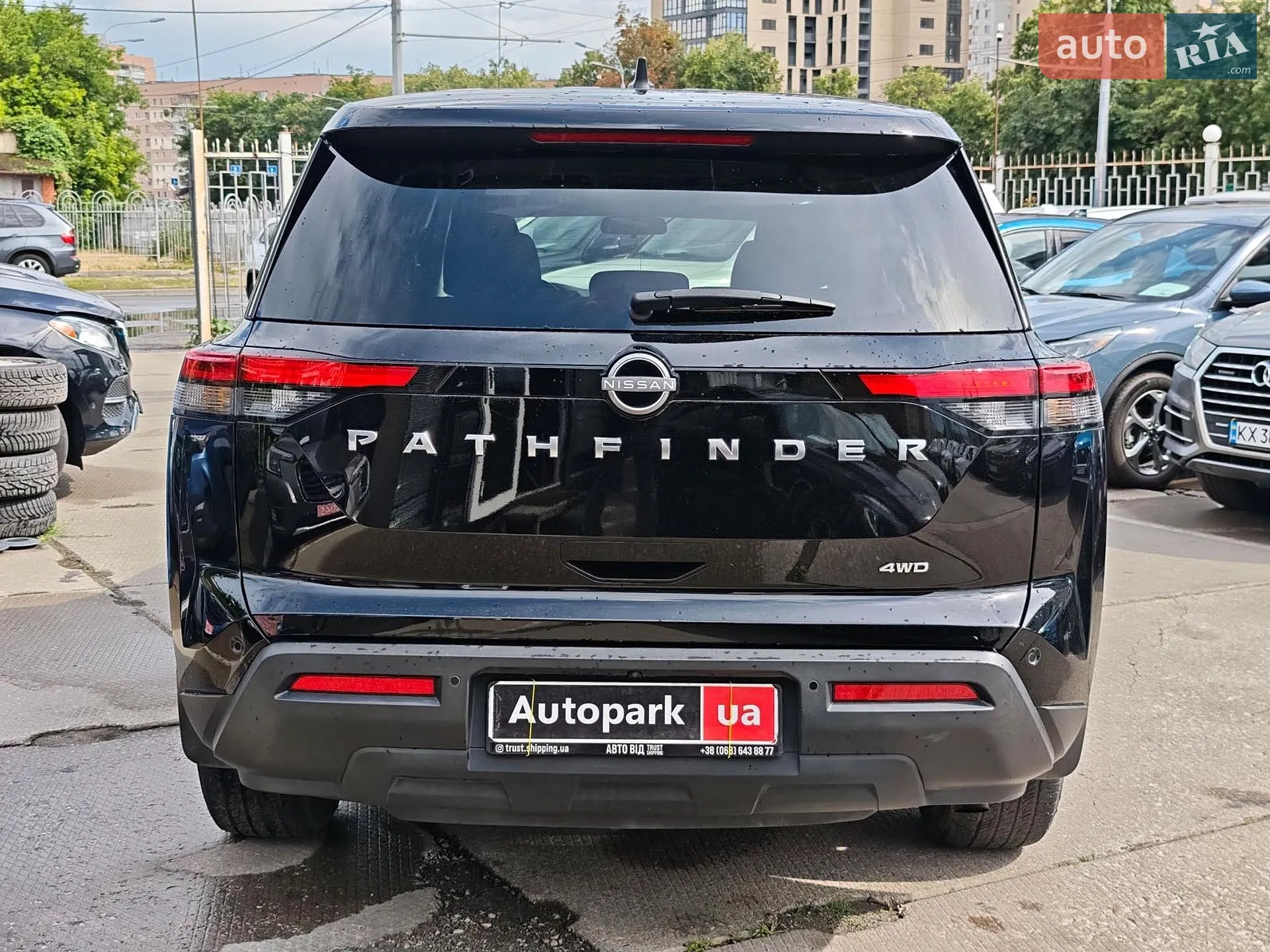 2023 Nissan Pathfinder - мініатюра 12