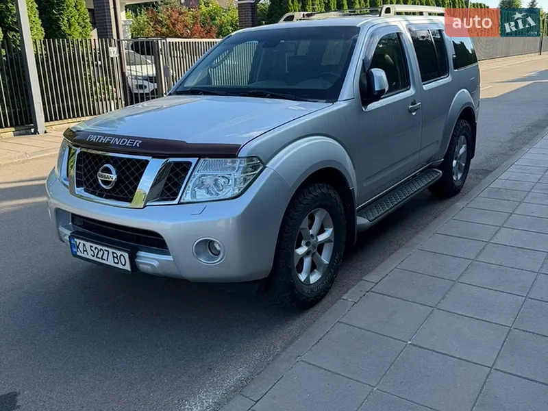 Nissan Pathfinder 2012