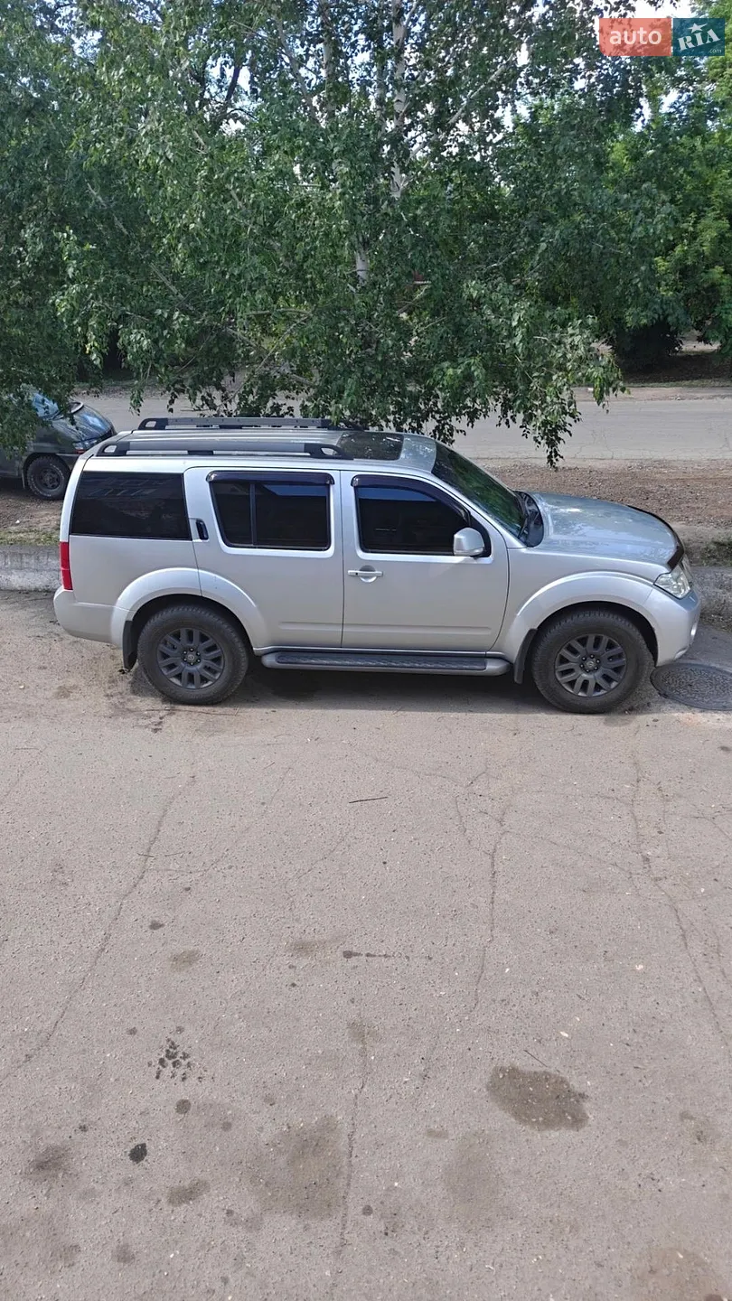 2013 Nissan Pathfinder - фото 1