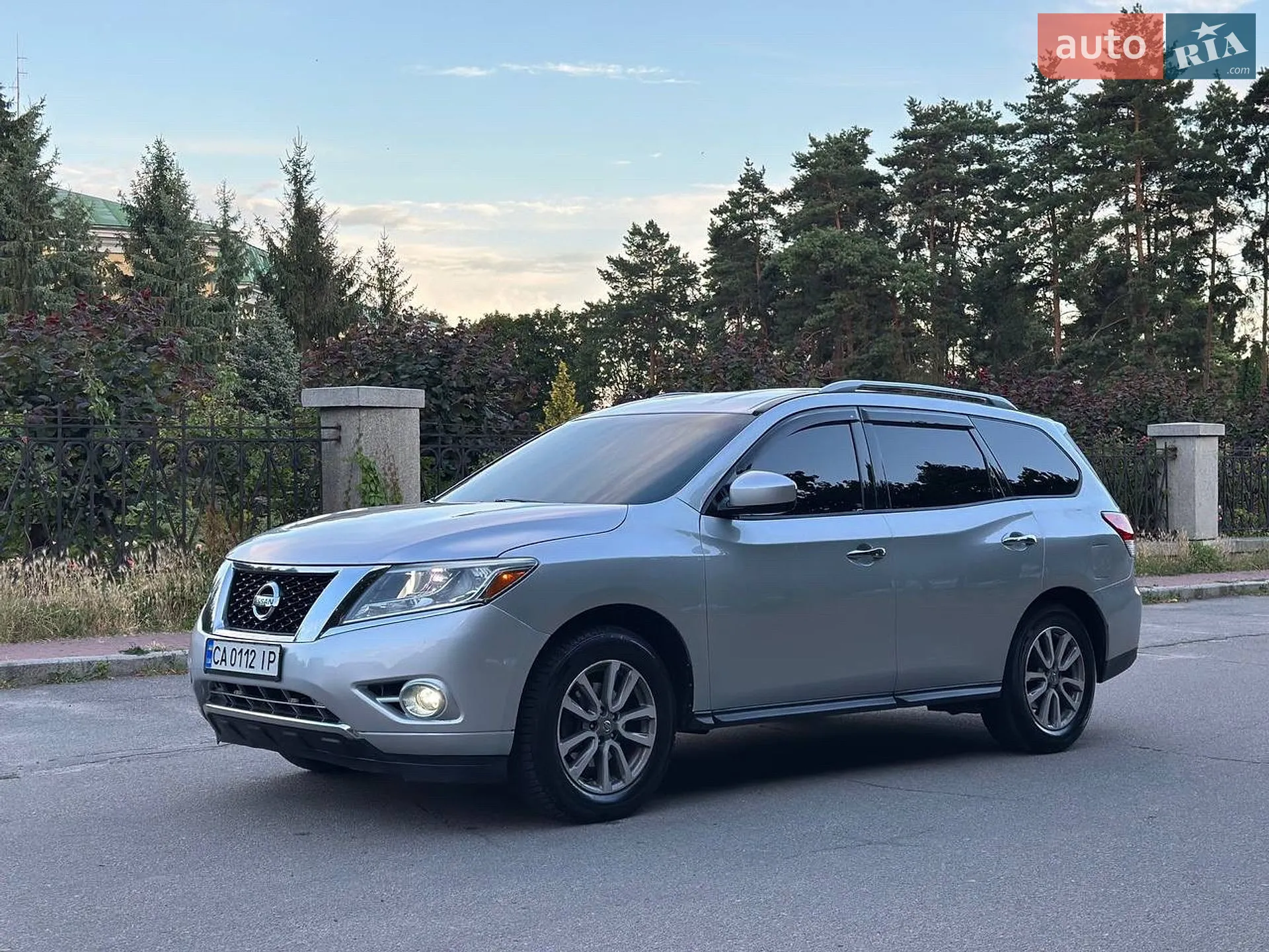 2016 Nissan Pathfinder - мініатюра 10