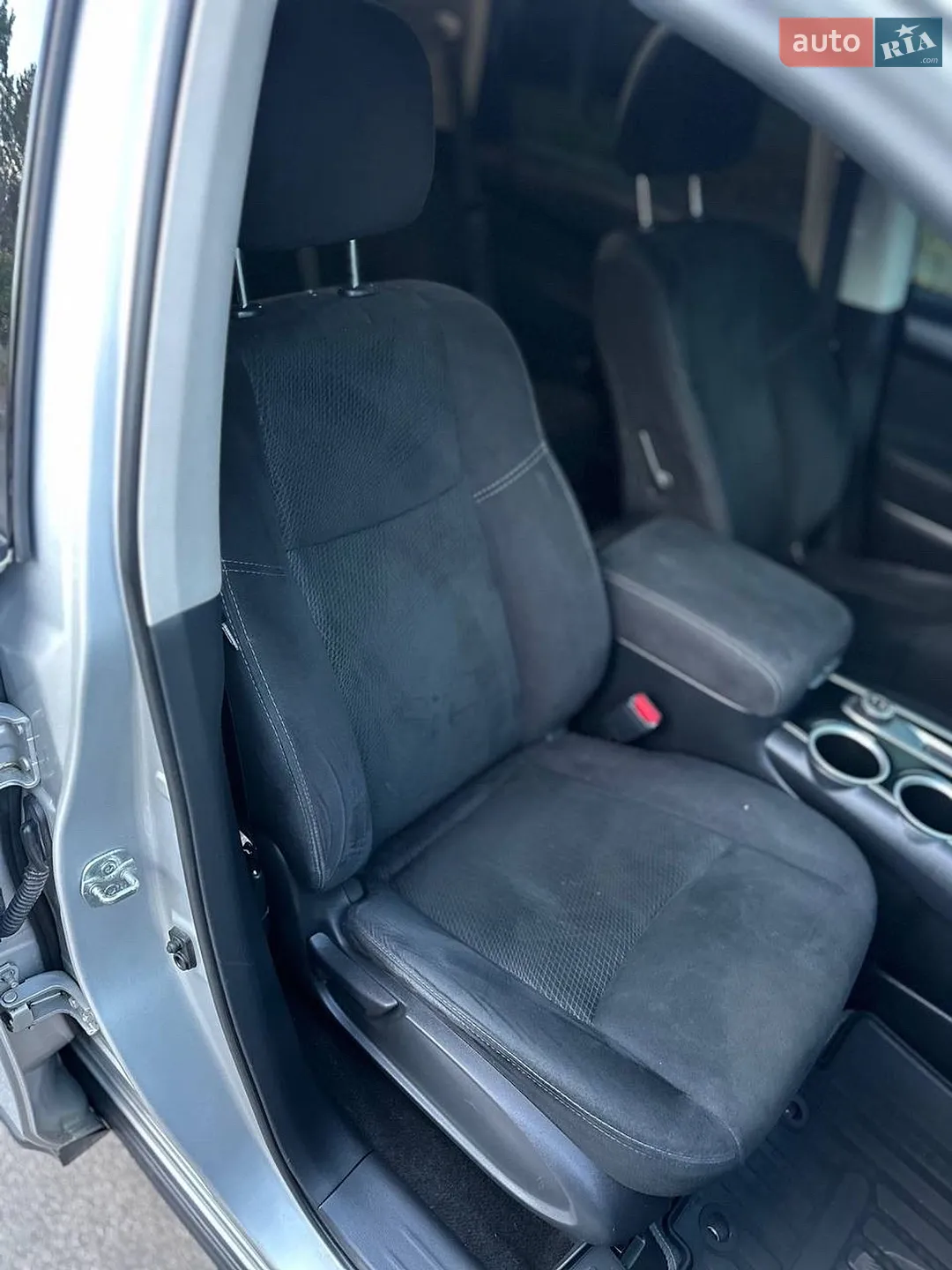 2016 Nissan Pathfinder - мініатюра 15
