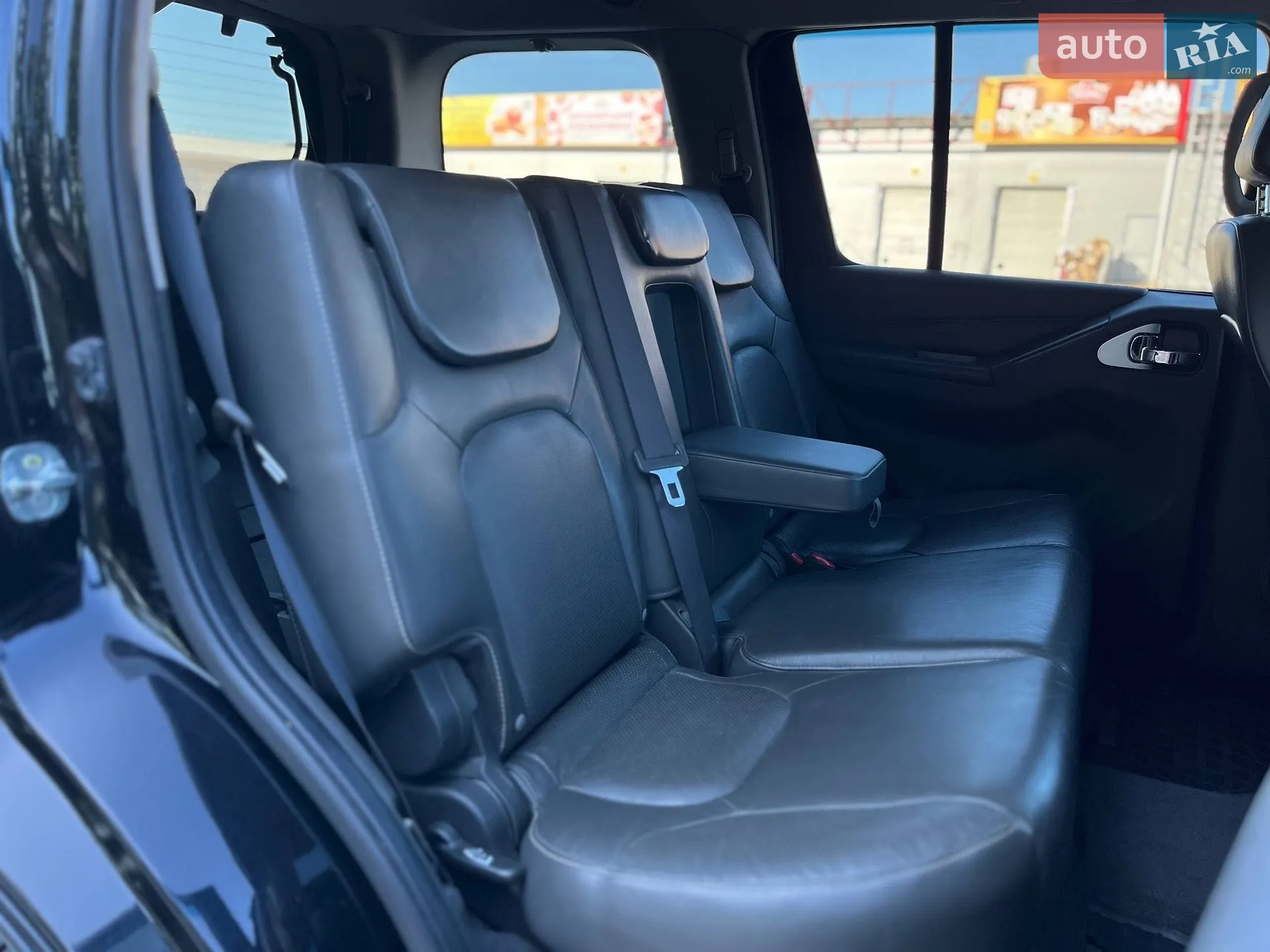 2014 Nissan Pathfinder - мініатюра 28