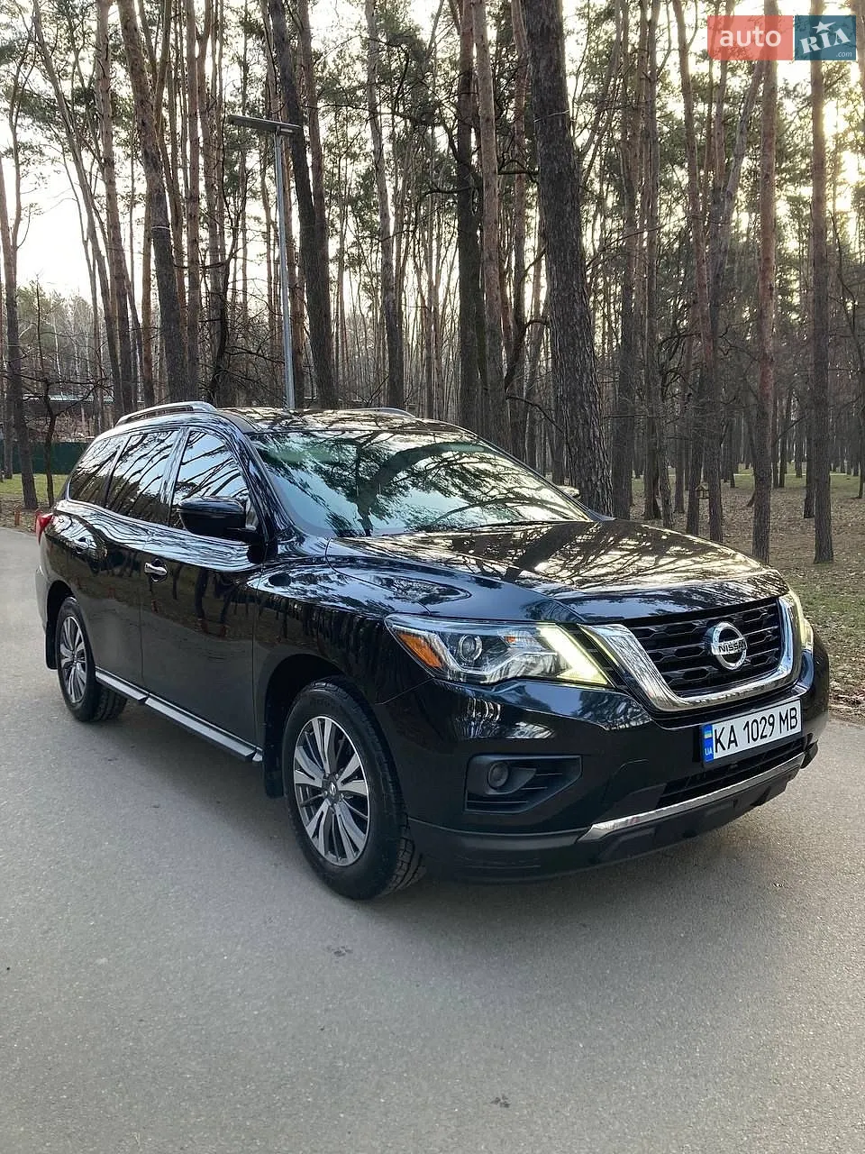 2017 Nissan Pathfinder - мініатюра 2