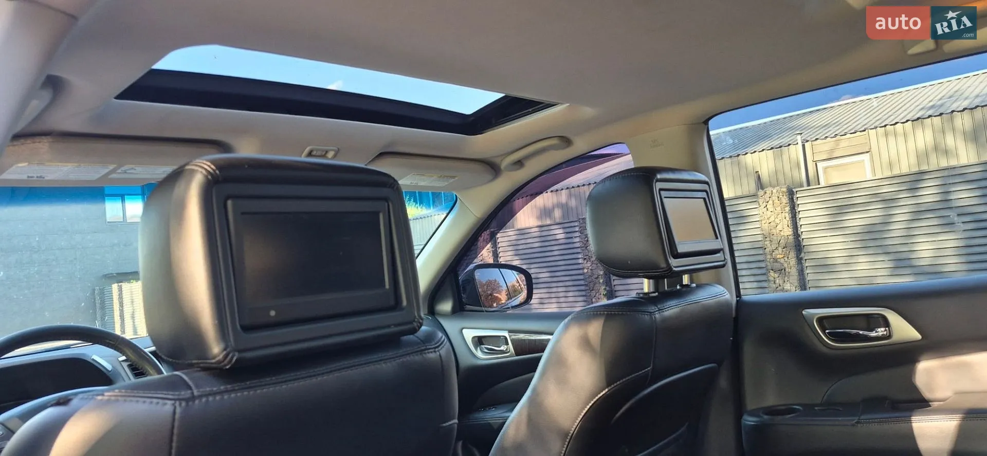 2014 Nissan Pathfinder - мініатюра 14