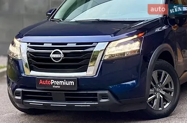 Nissan Pathfinder 2022