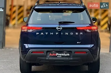 Nissan Pathfinder 2022