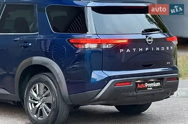 Nissan Pathfinder 2022