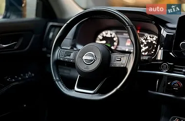Nissan Pathfinder 2022