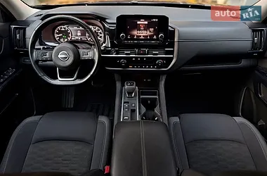 Nissan Pathfinder 2022