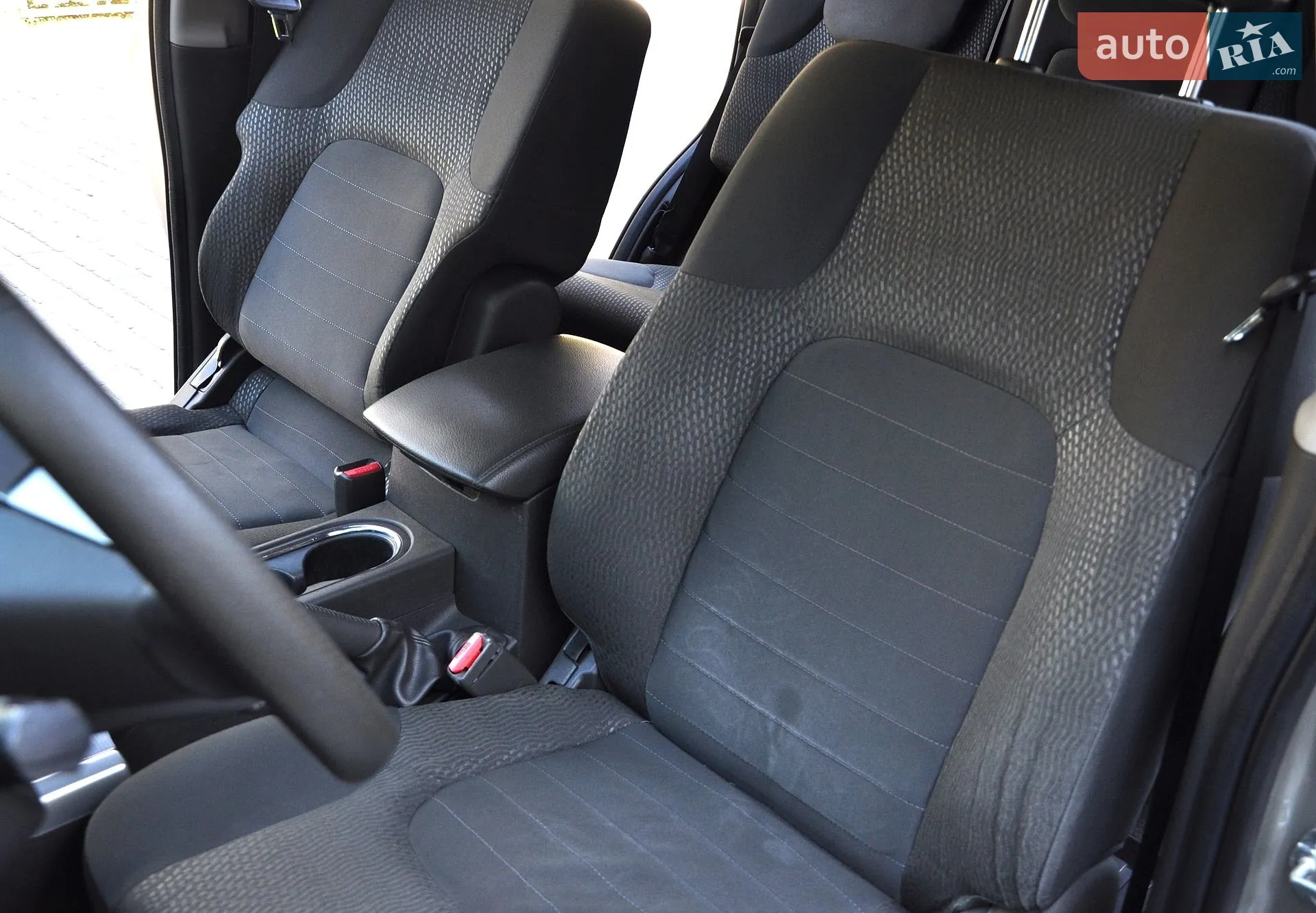 2011 Nissan Pathfinder - мініатюра 30