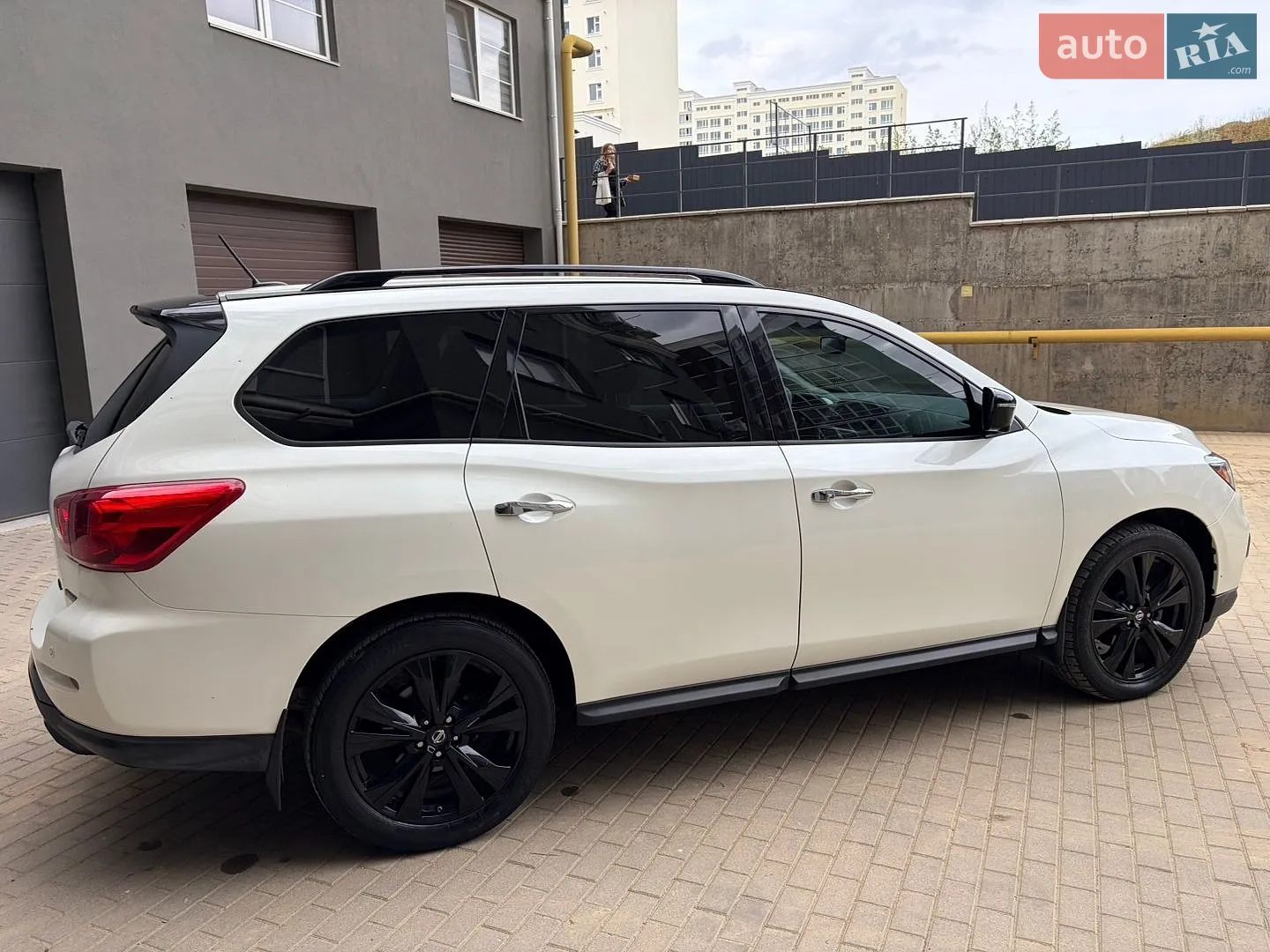 2017 Nissan Pathfinder - мініатюра 15