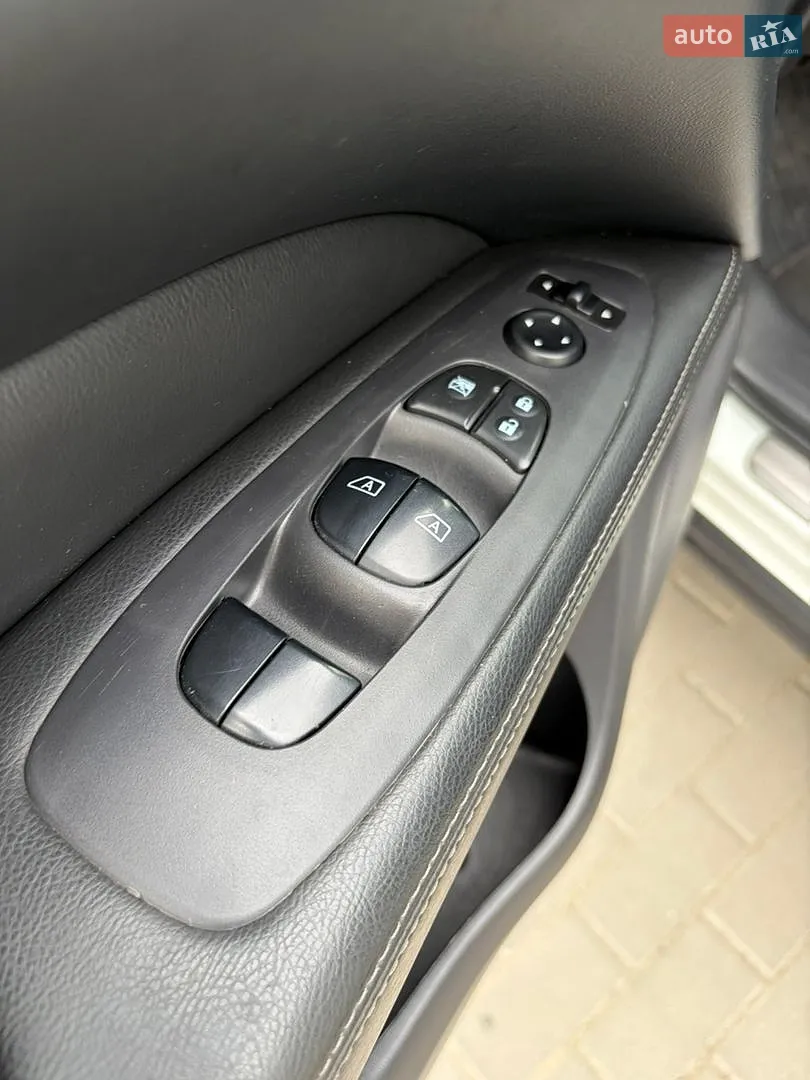 2017 Nissan Pathfinder - мініатюра 42