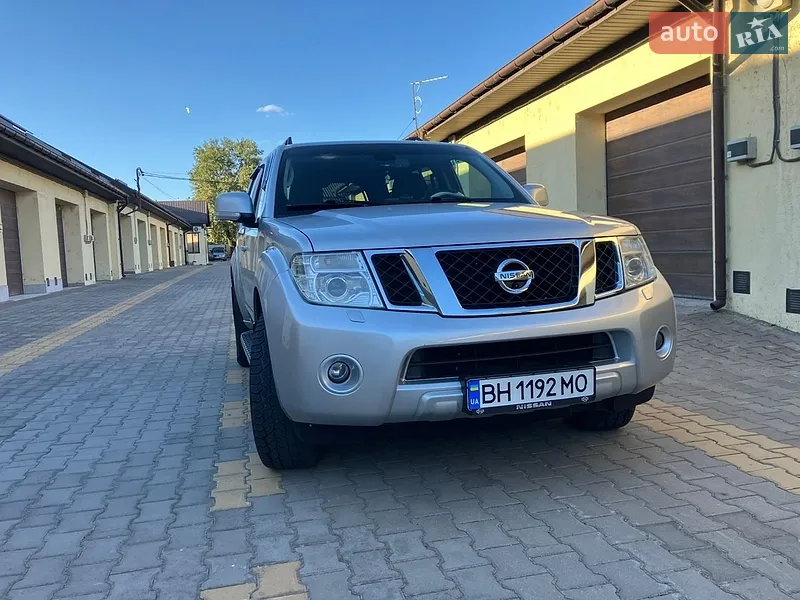 Nissan Pathfinder 2012
