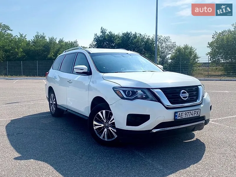 Nissan Pathfinder 2019